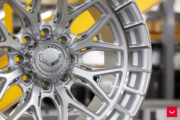 Диски Vossen HFX-1 22x10, Цвет: Silver Polihed (8 болтов) Диски Vossen HFX-1 22x10, Цвет: Silver Polihed (8 болтов)